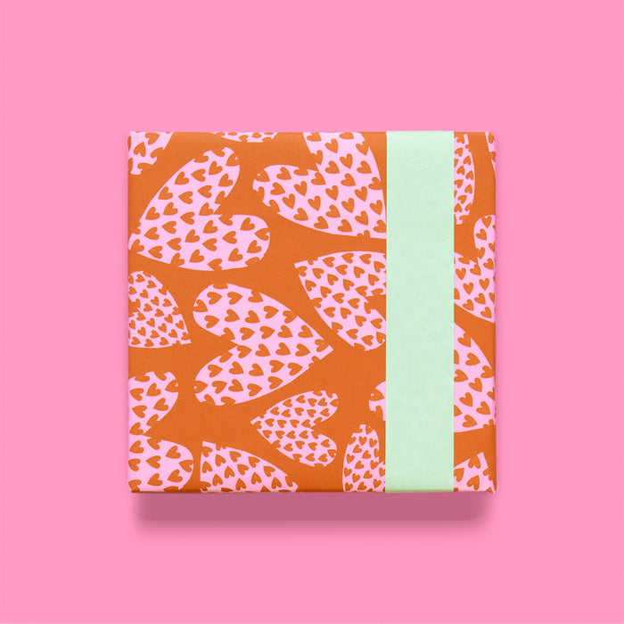cadeaupapier love hearts cognac